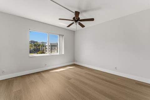 1638 Embassy Drive #208, West Palm Beach FL - photo 17 of 40