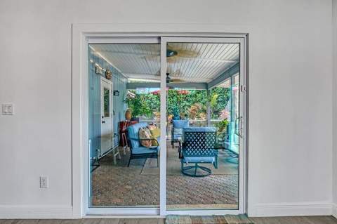 1707 E Terrace Drive, Lake Worth Beach FL - photo 17 of 76