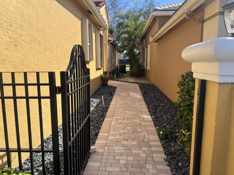 3 bedroom Single Family Residence at 4194 Imperial Isle Drive, Wycliffe Tr I, Lake Worth — photo 2