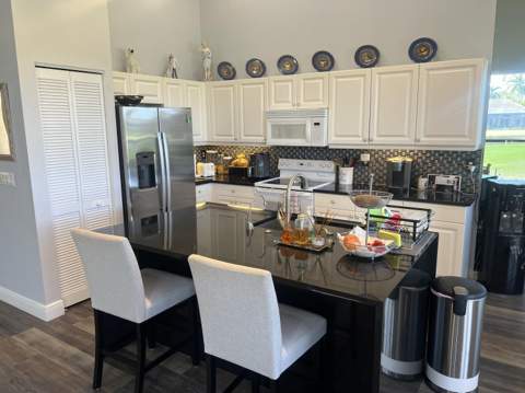 4194 Imperial Isle Drive, Lake Worth FL - photo 17 of 54