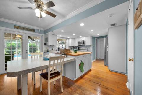 330 NE Town Terrace, Jensen Beach FL - photo 14 of 40