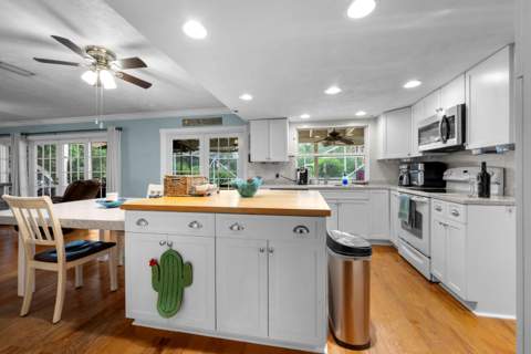 330 NE Town Terrace, Jensen Beach FL - photo 15 of 40