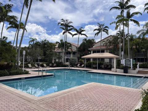 1103 Glenmoor Drive, West Palm Beach FL - photo 18 of 26