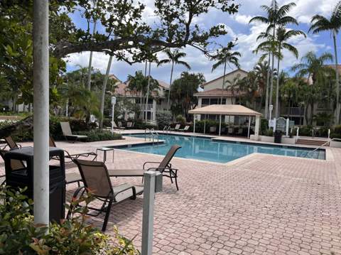 1103 Glenmoor Drive, West Palm Beach FL - photo 7 of 26