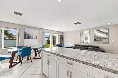 7804 SW 6th Court, North Lauderdale FL - photo 12 of 26