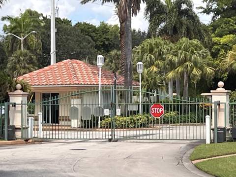 1103 Glenmoor Drive, West Palm Beach FL - photo 24 of 26
