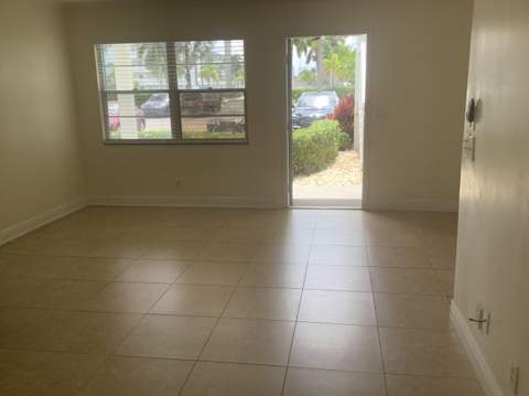 1045 Exeter C #1045, Boca Raton FL - photo 12 of 24