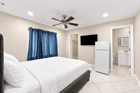 7804 SW 6th Court, North Lauderdale FL - photo 16 of 26