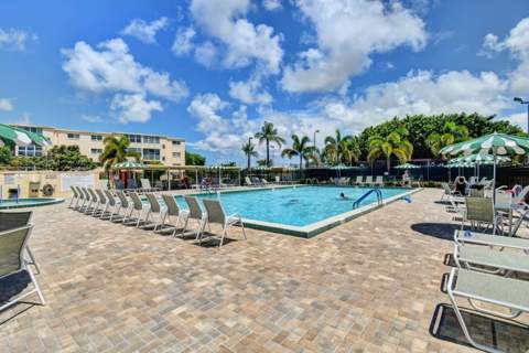2615 NE 3rd Court #4030, Boynton Beach FL - photo 6 of 18