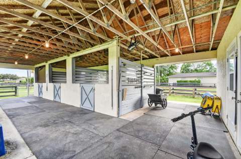 876 Cindy Cir Lane, Wellington FL - photo 6 of 57