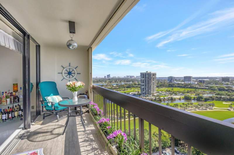 1 bedroom Condominium at 2000 Presidential Way #Ph5, Lands Of The President Condo 2 ,, West Palm Beach — photo 3