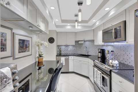 2000 Presidential Way #Ph5, West Palm Beach FL - photo 6 of 45