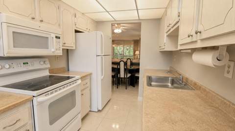 2650 NW 49th Avenue # 318, Lauderdale Lakes FL - photo 15 of 61