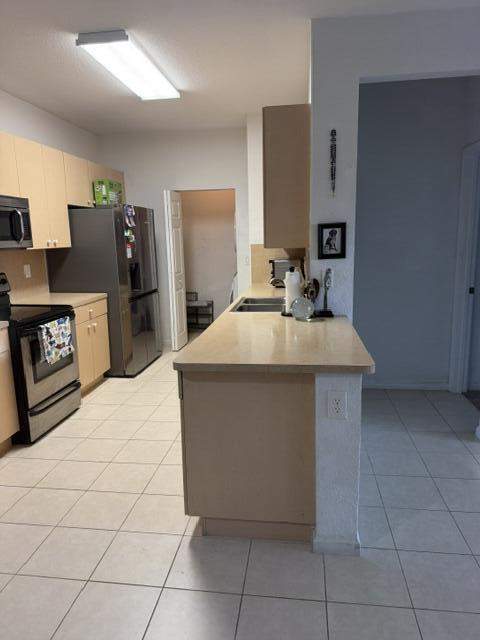 2 bedroom Condominium at 3569 S Forest Hill Boulevard #106, Rosemont Condo, Palm Springs — photo 5