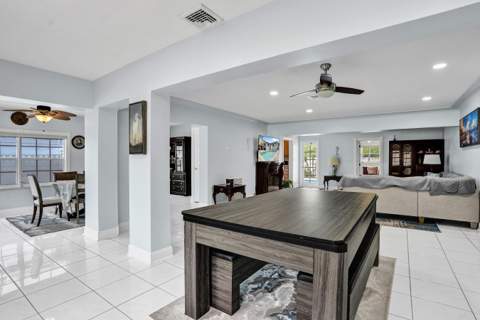 3207 Leigh Road, Pompano Beach FL - photo 8 of 71
