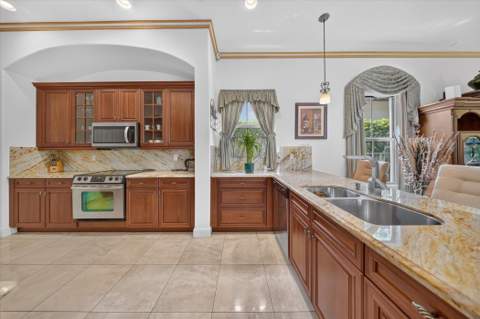 3686 NW 85th Terrace, Cooper City FL - photo 16 of 48