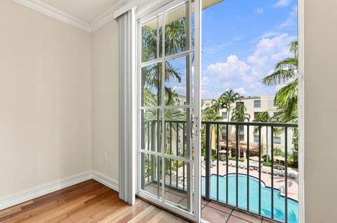 780 S Sapodilla Avenue #412, West Palm Beach FL - photo 9 of 19