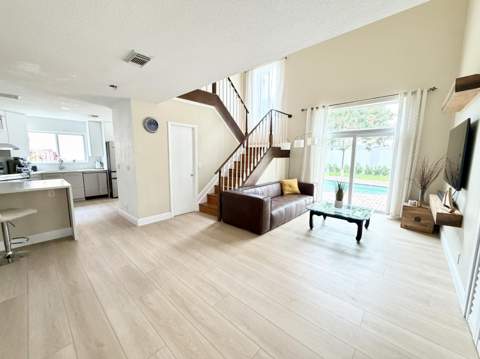 4742 NW 5th Court, Coconut Creek FL - photo 8 of 23