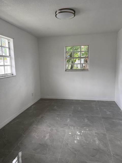 5012 SW 22nd Street, West Park FL - photo 10 of 23