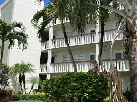 130 Southampton B, West Palm Beach FL - photo 21 of 22
