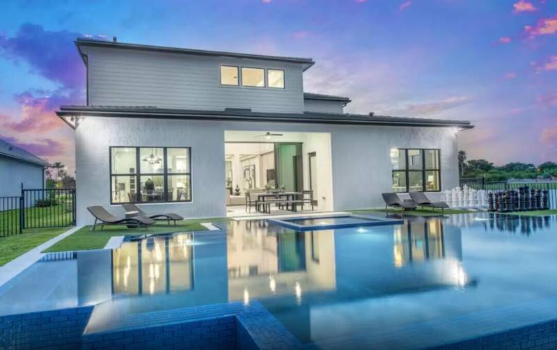5 bedroom Single Family Residence at 4968 Caladium Way #Livingston 4, Marigold, Davie — photo 2