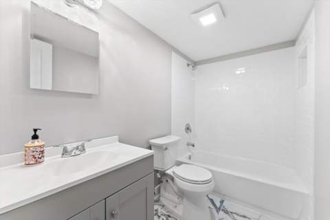 1500 Crescent Circle #A14, Lake Park FL - photo 11 of 22
