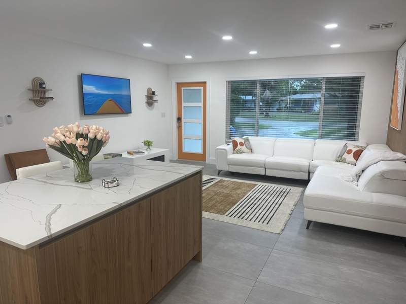 3 bedroom Single Family Residence at 317 NW 26th Court, Babco Heights, Wilton Manors — photo 3