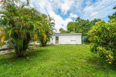 1007 Charles Street, West Palm Beach FL - photo 20 of 37