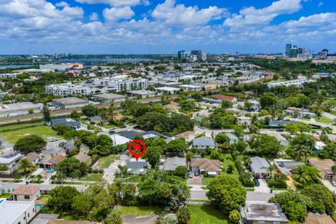 1007 Charles Street, West Palm Beach FL - photo 12 of 37