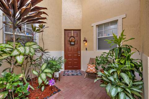 5725 NW 120th Avenue, Coral Springs FL - photo 6 of 39