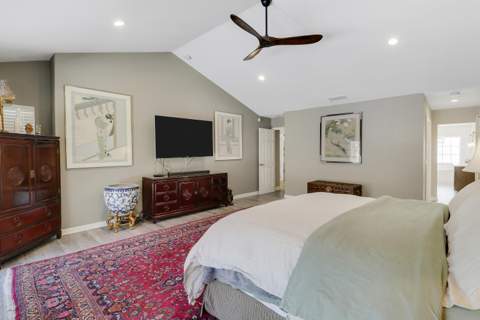 815 N E Stokes Terrace, Jensen Beach FL - photo 10 of 52