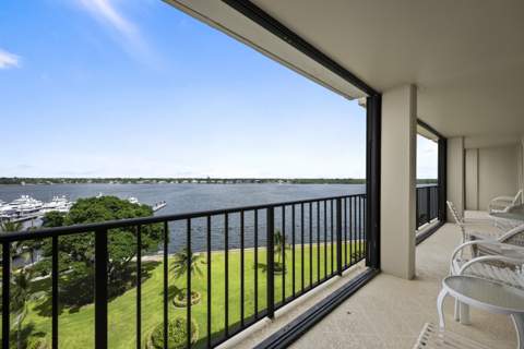 134 Lakeshore Drive #814, North Palm Beach FL - photo 18 of 29