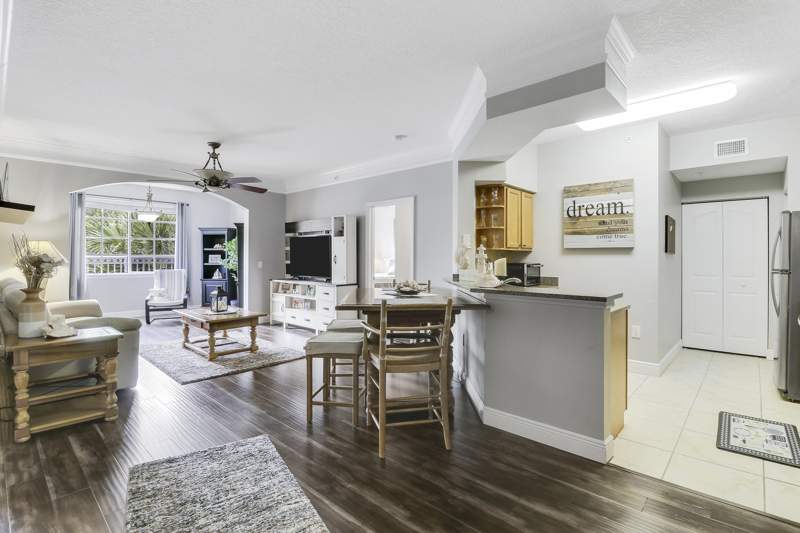 2 bedroom Condominium at 8303 Myrtlewood Circle, Fiore At The Gardens Condo, Palm Beach Gardens — photo 3