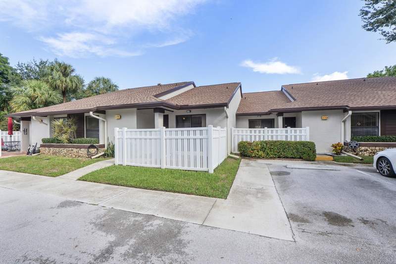 2 bedroom Villa at 3356 Carambola Circle, Ginger Tree, Coconut Creek — photo 3