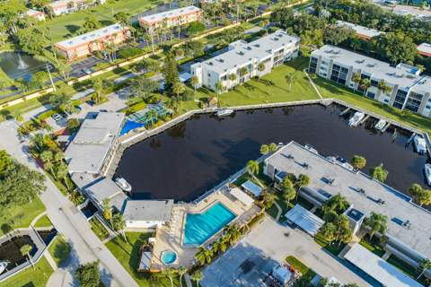 1950 SW Palm City Road #6-207, Stuart FL - photo 7 of 54