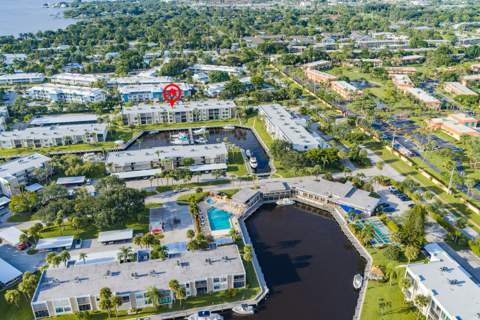 1950 SW Palm City Road #6-207, Stuart FL - photo 9 of 54