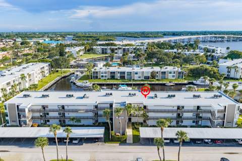 1950 SW Palm City Road #6-207, Stuart FL - photo 13 of 54