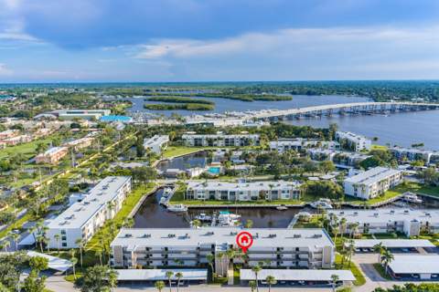 1950 SW Palm City Road #6-207, Stuart FL - photo 14 of 54