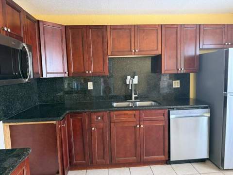 4044 SW 67th Terrace #7, Davie FL - photo 10 of 27
