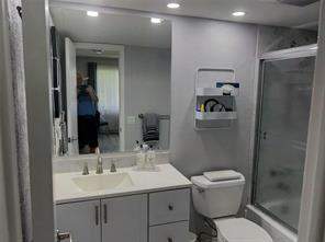 9300 N Hollybrook Lake Drive #304, Pembroke Pines FL - photo 20 of 34