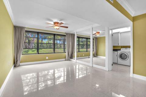 6073 Balboa Circle #105, Boca Raton FL - photo 10 of 22