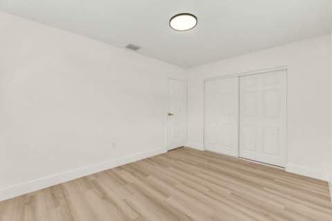 6340 Liberty Street, Hollywood FL - photo 12 of 32