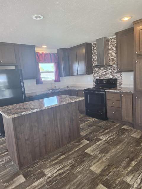202 Flamingo Avenue, Fort Pierce FL - photo 10 of 20