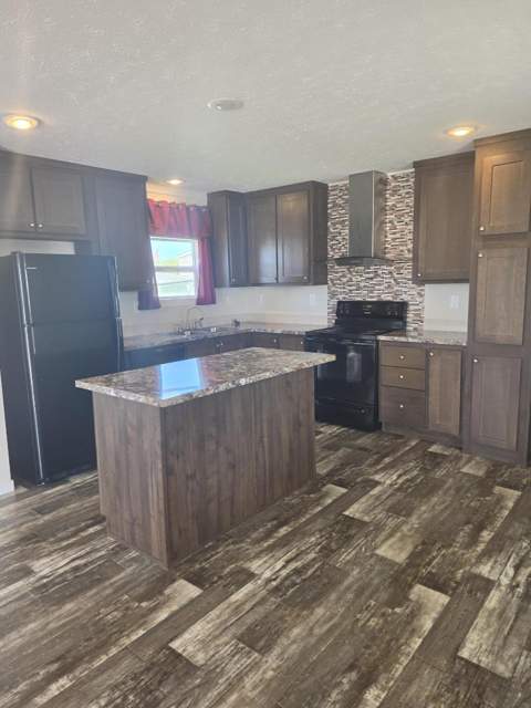 202 Flamingo Avenue, Fort Pierce FL - photo 8 of 20