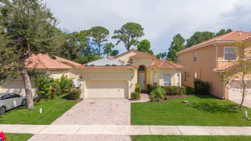 5 bedroom Single Family Residence at 6212 Spring Lake Terrace, Portofino Shores Phase Three, Fort Pierce — photo 2