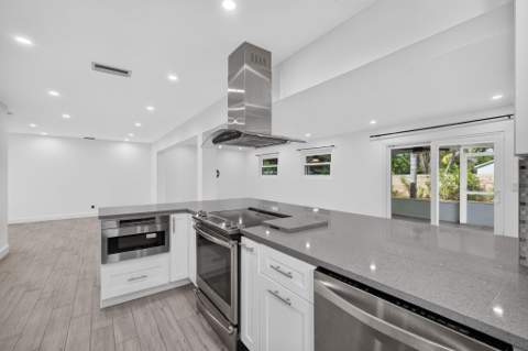 502 Circle, Jupiter FL - photo 11 of 33