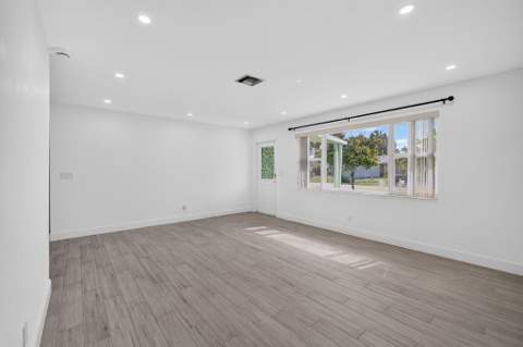 502 Circle, Jupiter FL - photo 16 of 33