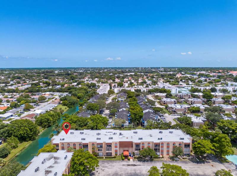 2 bedroom Condominium at 8260 SW 24th Street #6115, Oakbrook IV V Vi Vii Condo, North Lauderdale — photo 3