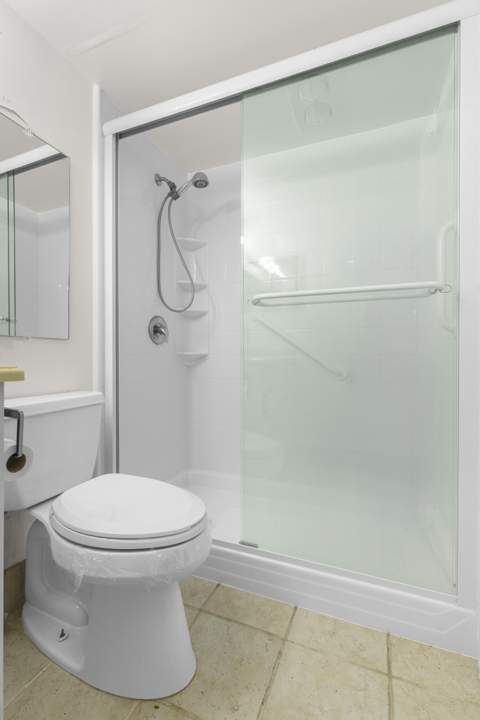 1145 Cambridge G, Deerfield Beach FL - photo 19 of 56