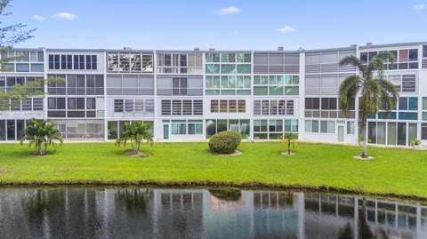 1145 Cambridge G, Deerfield Beach FL - photo 24 of 56